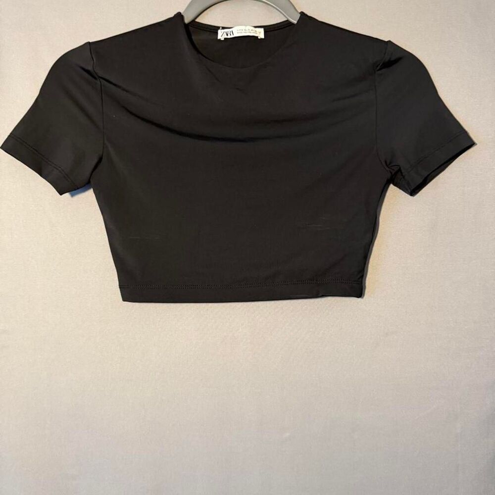 Zara Women's Black and Grey Crop-top